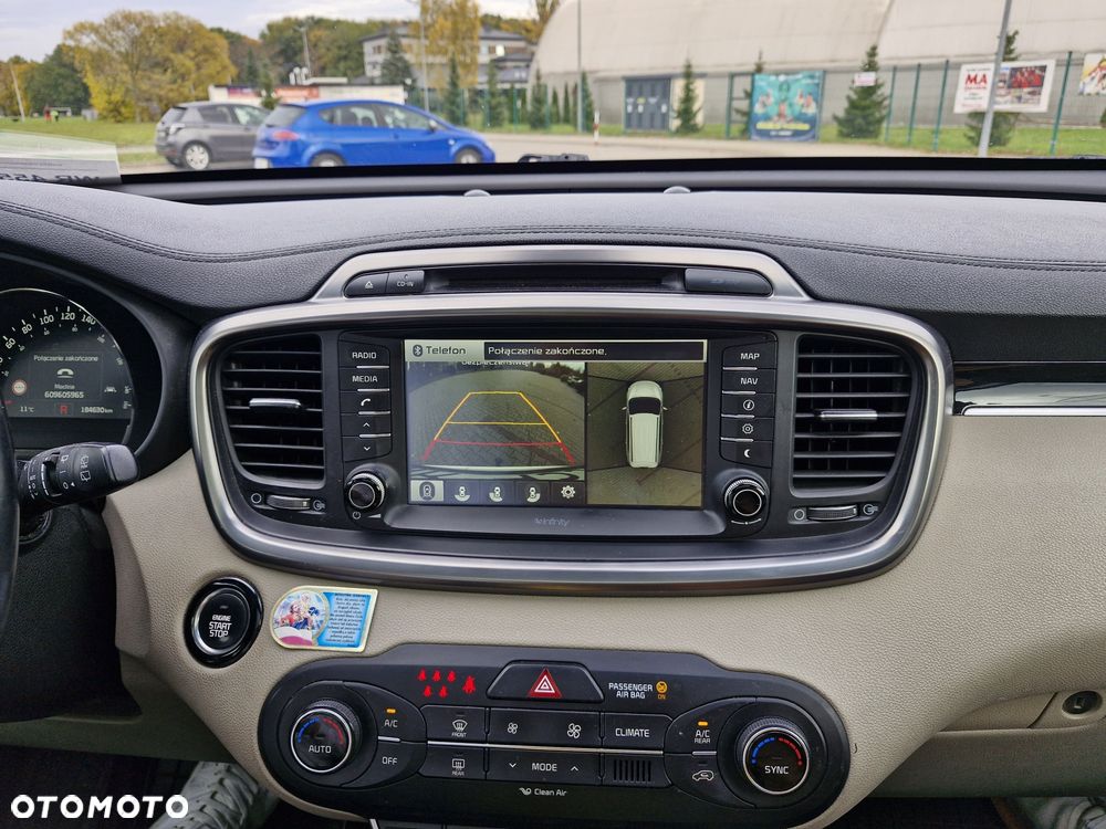 Kia Sorento - 8