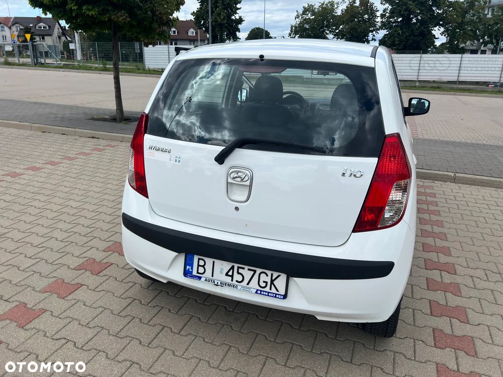 Hyundai i10 1.1 - 4