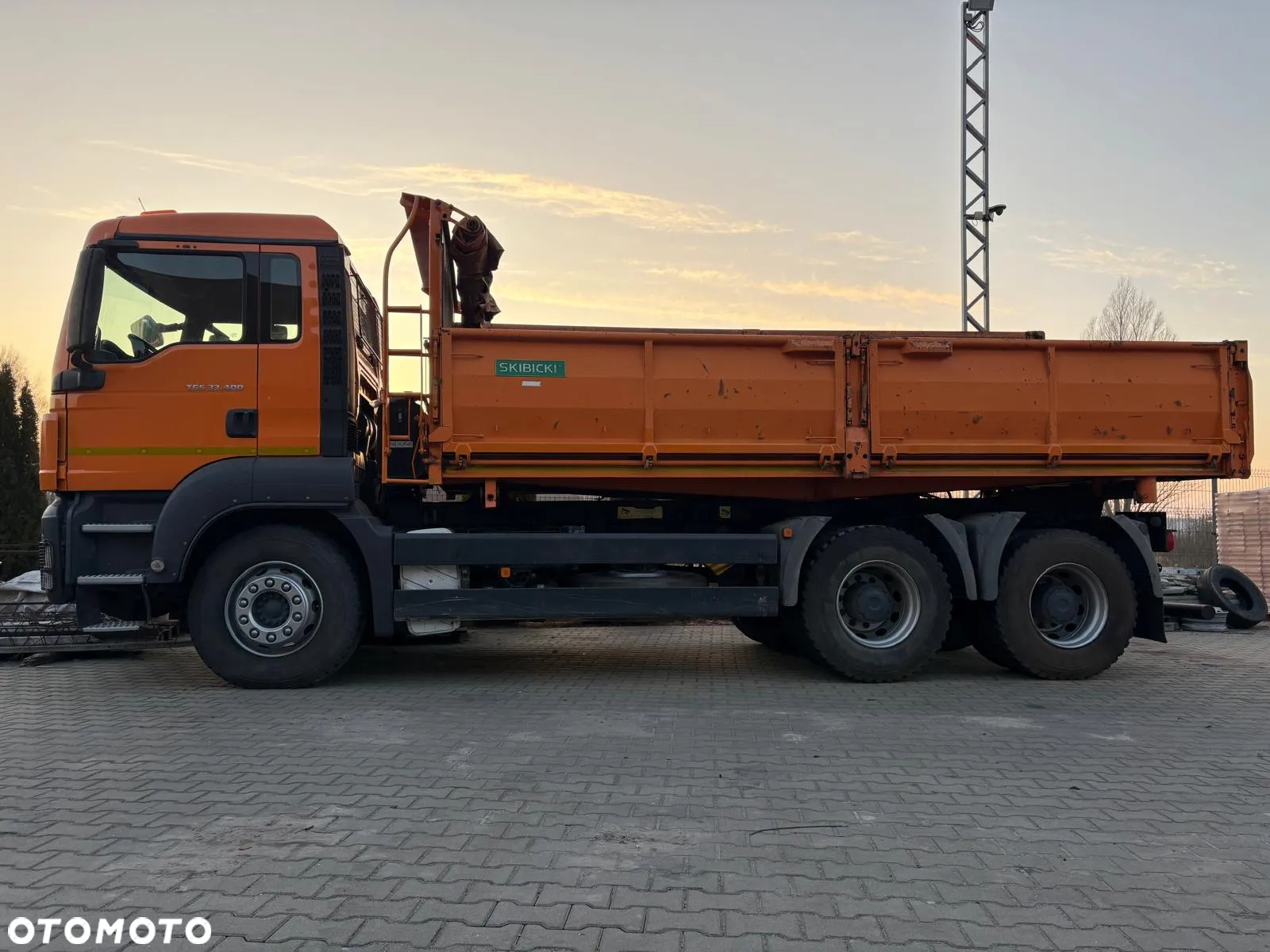MAN TGS 33.400 / Przebieg jedynie 167.000km!!! / wywrotka / kiper / salon Polska / SKIBICKI / Wywrot 3-stronny / RESOR / 6x4 / MILLER / TGX - 6