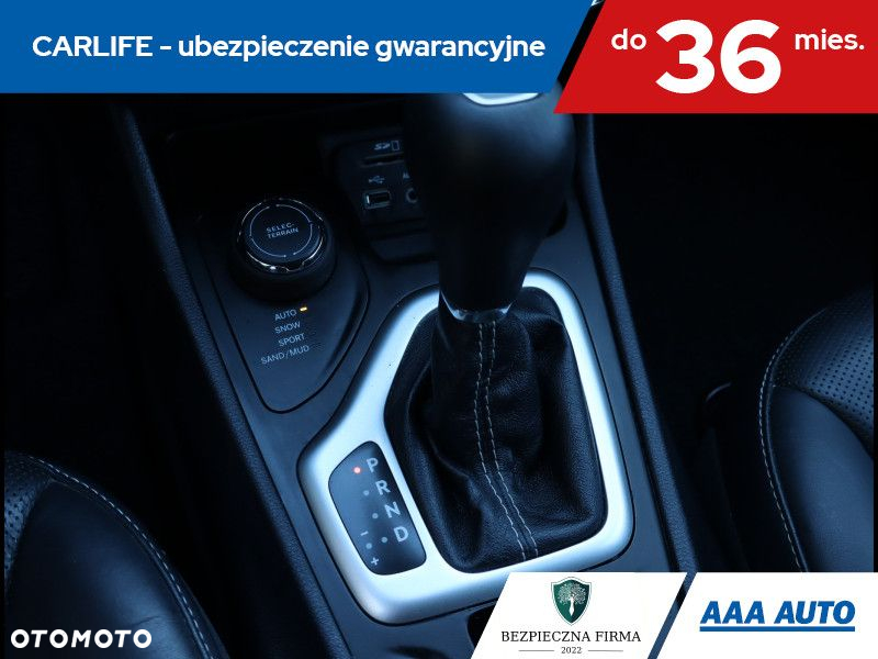 Jeep Cherokee - 18