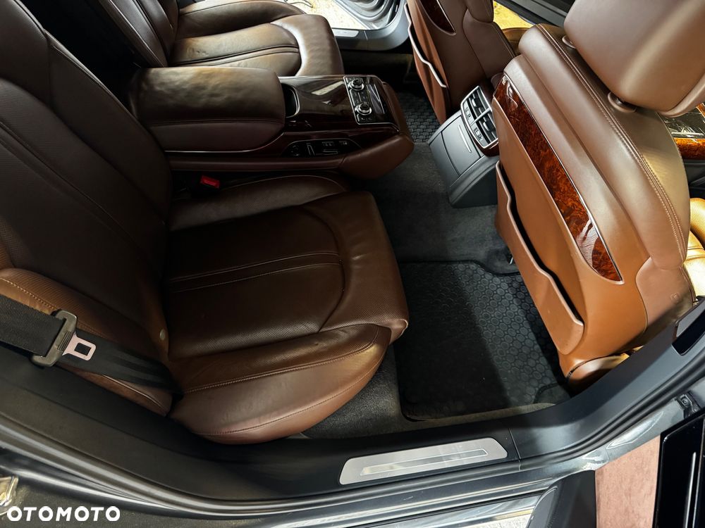 Audi A8 4.2 TDI L Quattro - 11