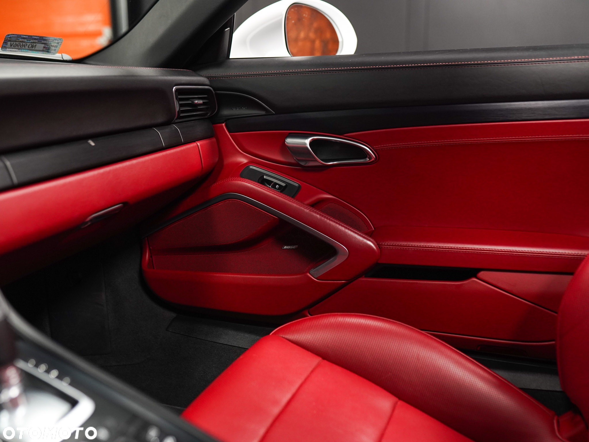 Porsche 911 Carrera 4 GTS PDK Cabrio - 28