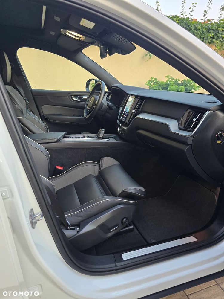 Volvo XC 60 B4 B Geartronic RDesign - 21