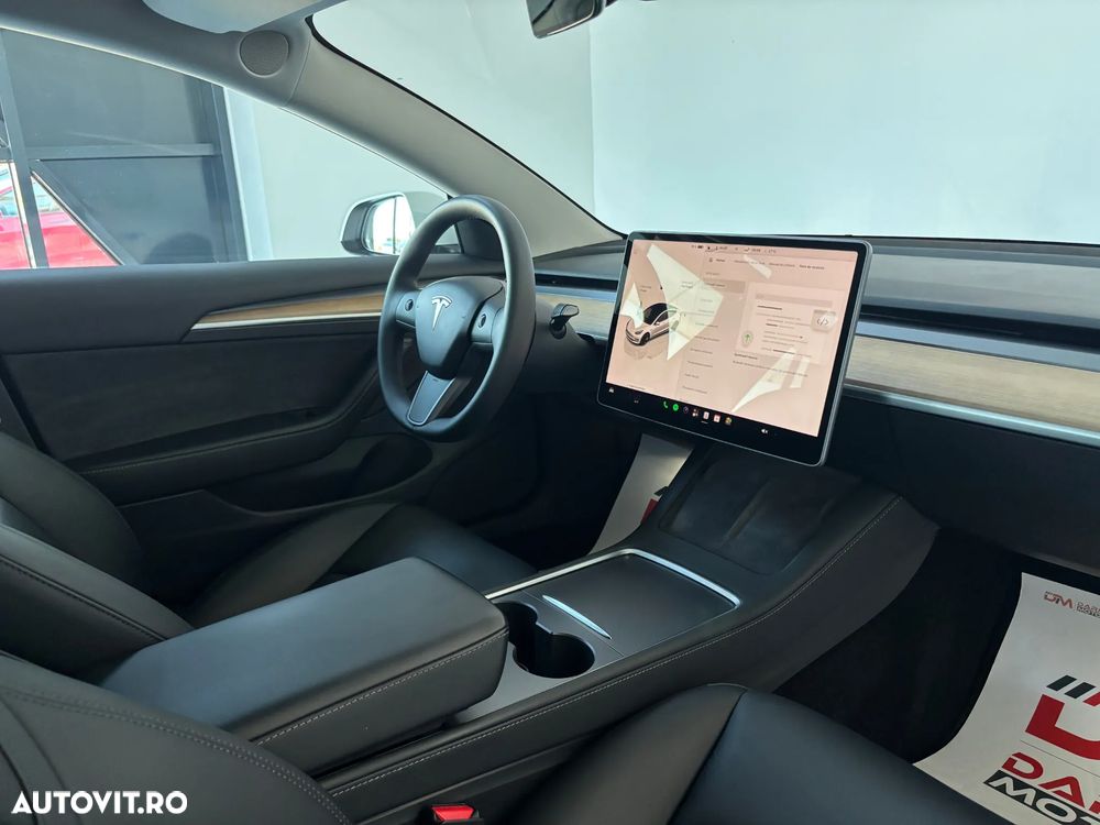 Tesla Model 3 Langstreckenbatterie Allradantrieb Dual Motor - 11