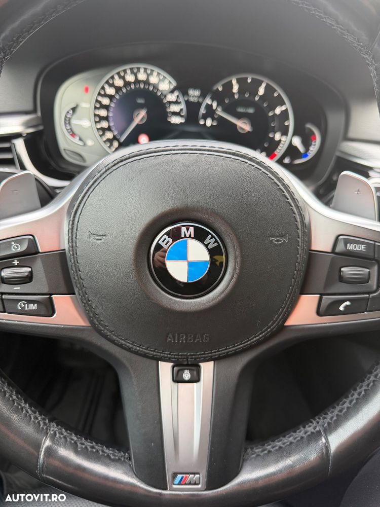 BMW Seria 5 520d xDrive AT - 19