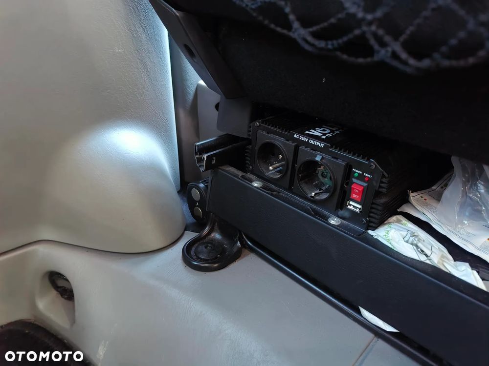 Renault Trafic - 16