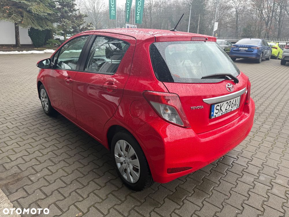 Toyota Yaris 1.33 Luna - 5