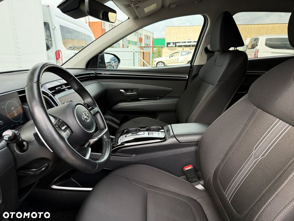 Hyundai Tucson 1.6 T-GDi HEV Executive 2WD - 13
