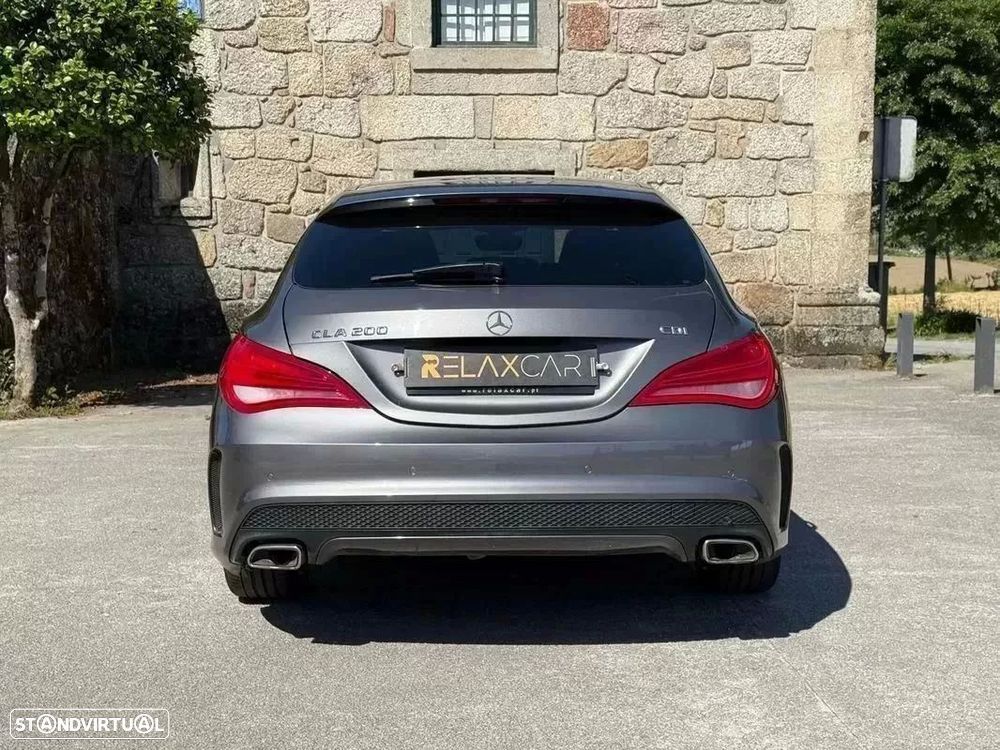 Mercedes-Benz CLA 200 d Shooting Brake AMG Line — fotografia 7