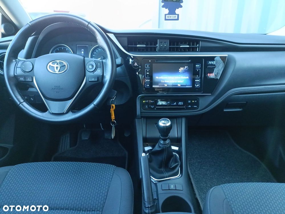 Toyota Corolla - 14