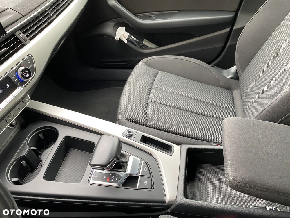 Audi A4 Limousine 30 TDI mHEV S Line S tronic - 11