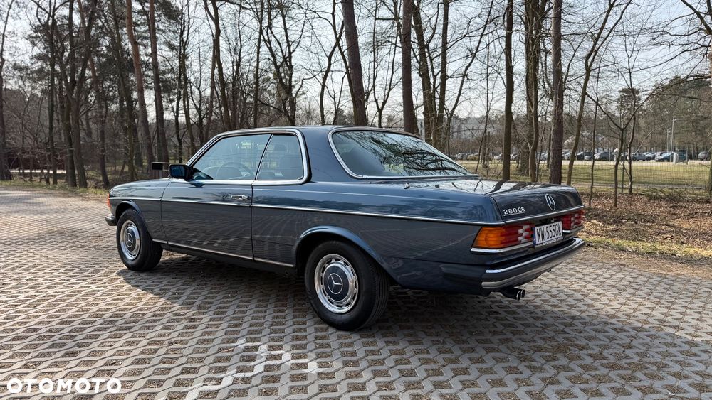 Mercedes-Benz W123 - 3