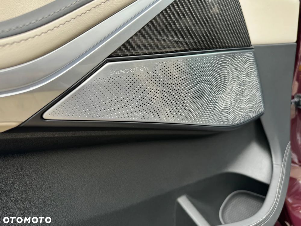 BMW X7 M60i xDrive - 12