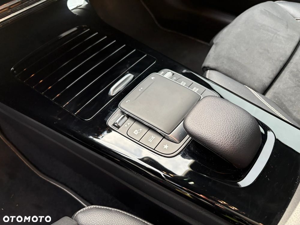 Mercedes-Benz Klasa A 180 AMG Line 7G-DCT - 10