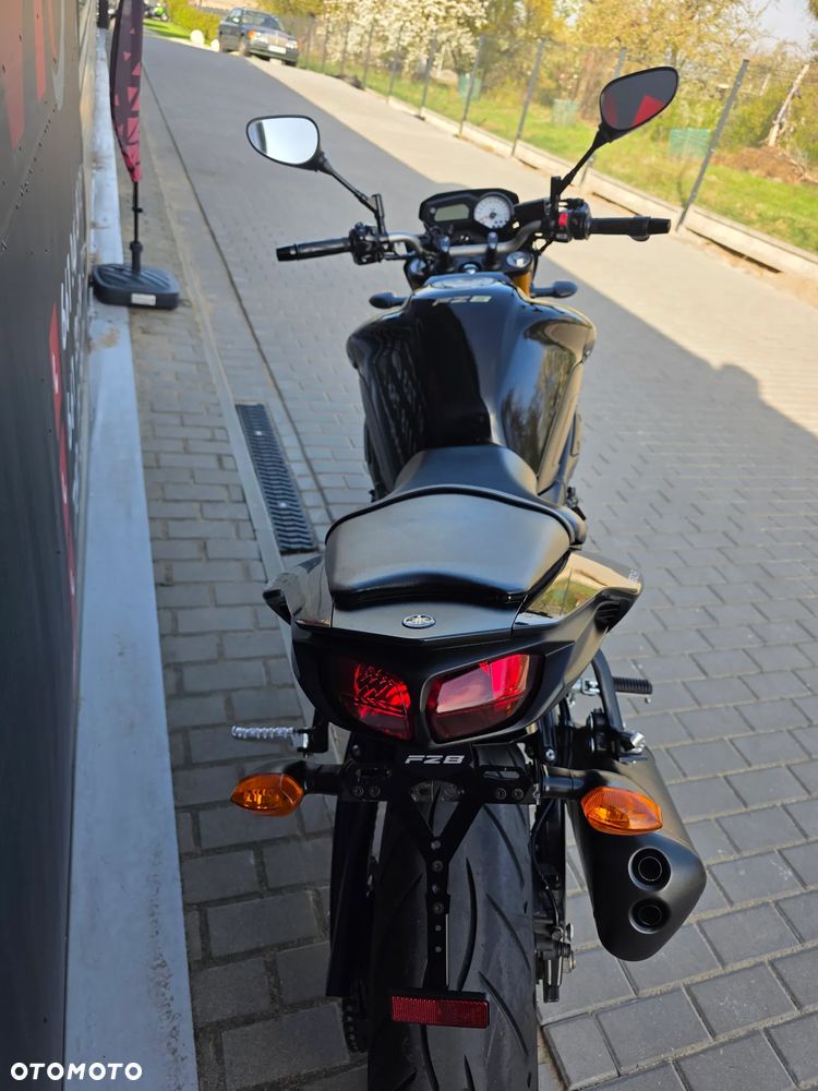Yamaha FZ8 - 26