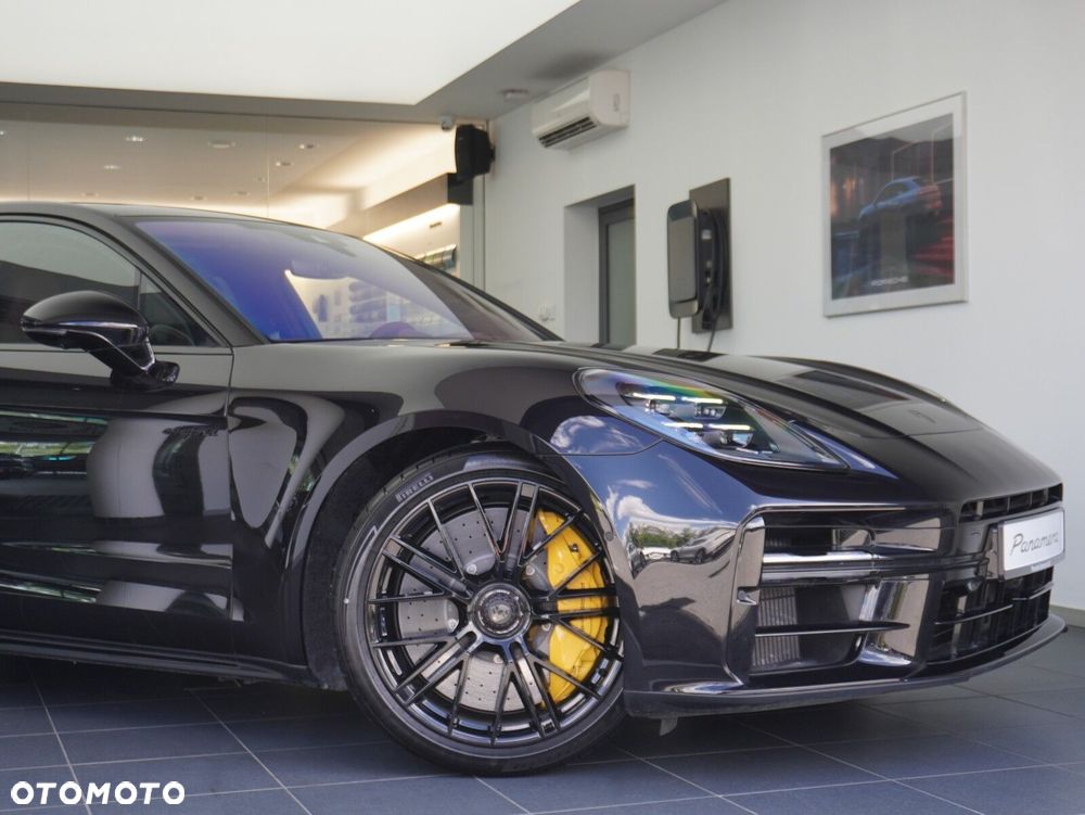 Porsche Panamera Turbo S E-Hybrid PHEV - 3