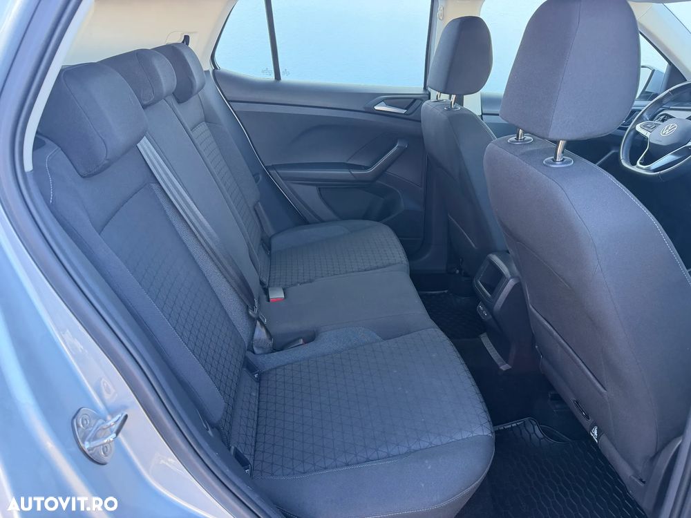 Volkswagen T-Cross - 5