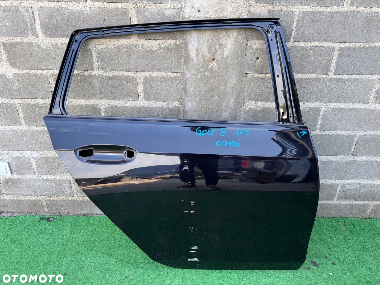VW GOLF VIII 8 KOMBI 5H9 DRZWI PRAWE TYLNE PRAWY TYŁ ORG EU - 1