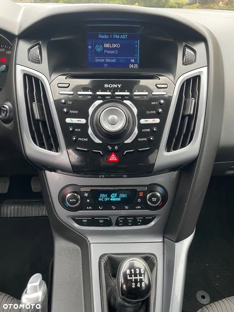 Ford Focus 1.0 EcoBoost Titanium - 15