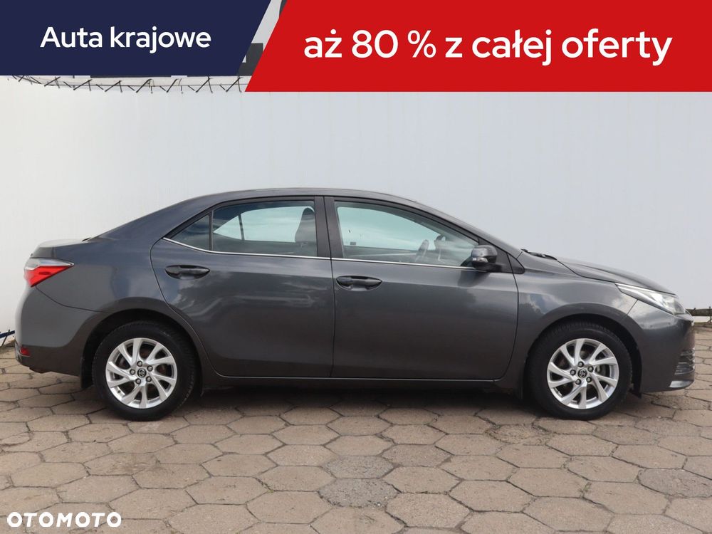 Toyota Corolla - 8