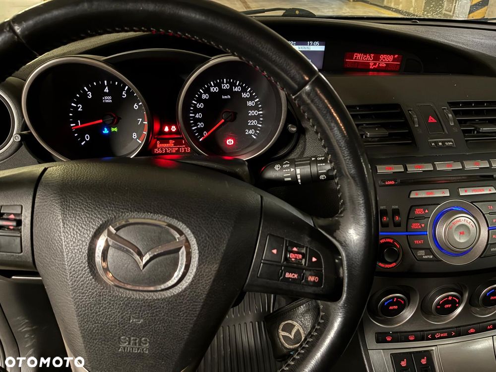 Mazda 3 1.6 Exclusive + - 6
