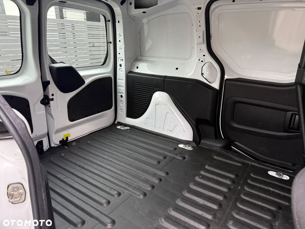 Peugeot Partner 1.6 HDi Presence Euro5 - 17