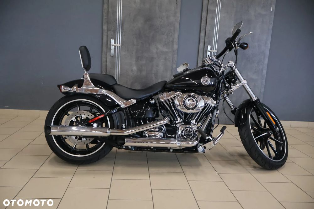 Harley-Davidson FXSB Breakout - 12