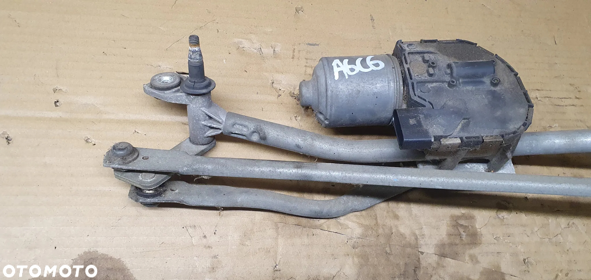 Mechanizm wycieraczek przód przedni Audi A6 C6 4F1955023B 4F1955119 - 2