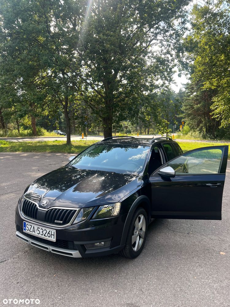 Skoda Octavia 2.0 TDI 4x4 DSG Scout - 4