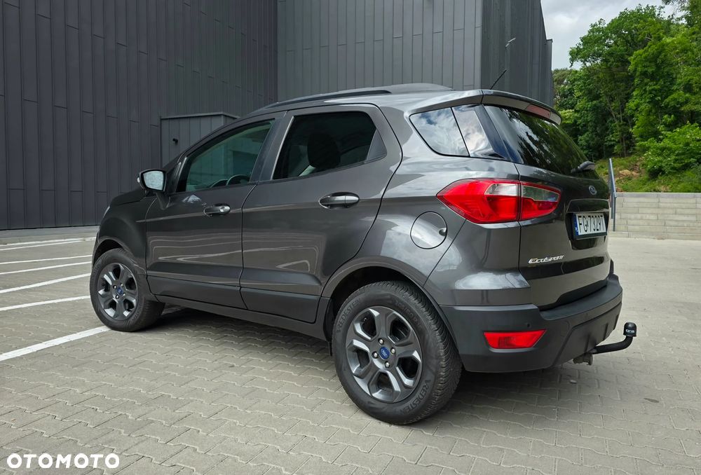 Ford EcoSport - 11