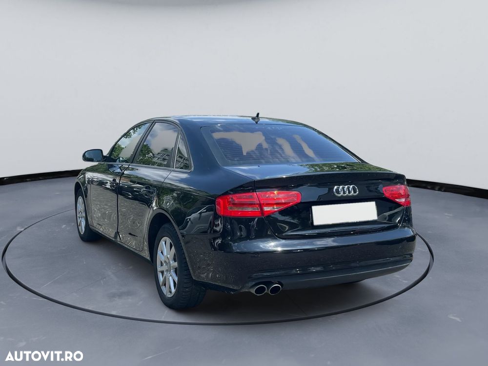 Audi A4 Limuzina 2.0 TDI - 6