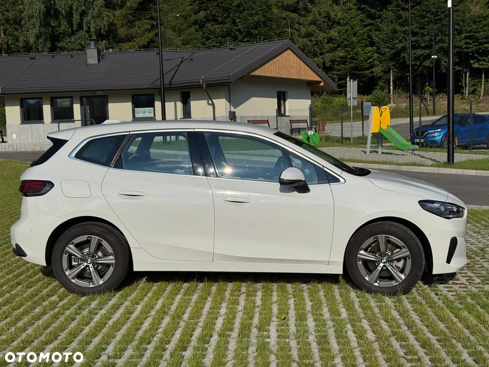 BMW Seria 2 225e xDrive - 7