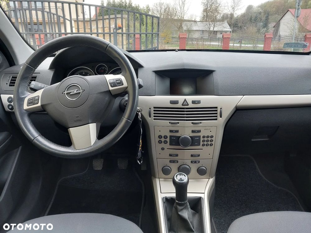 Opel Astra 1.6 Cosmo - 24