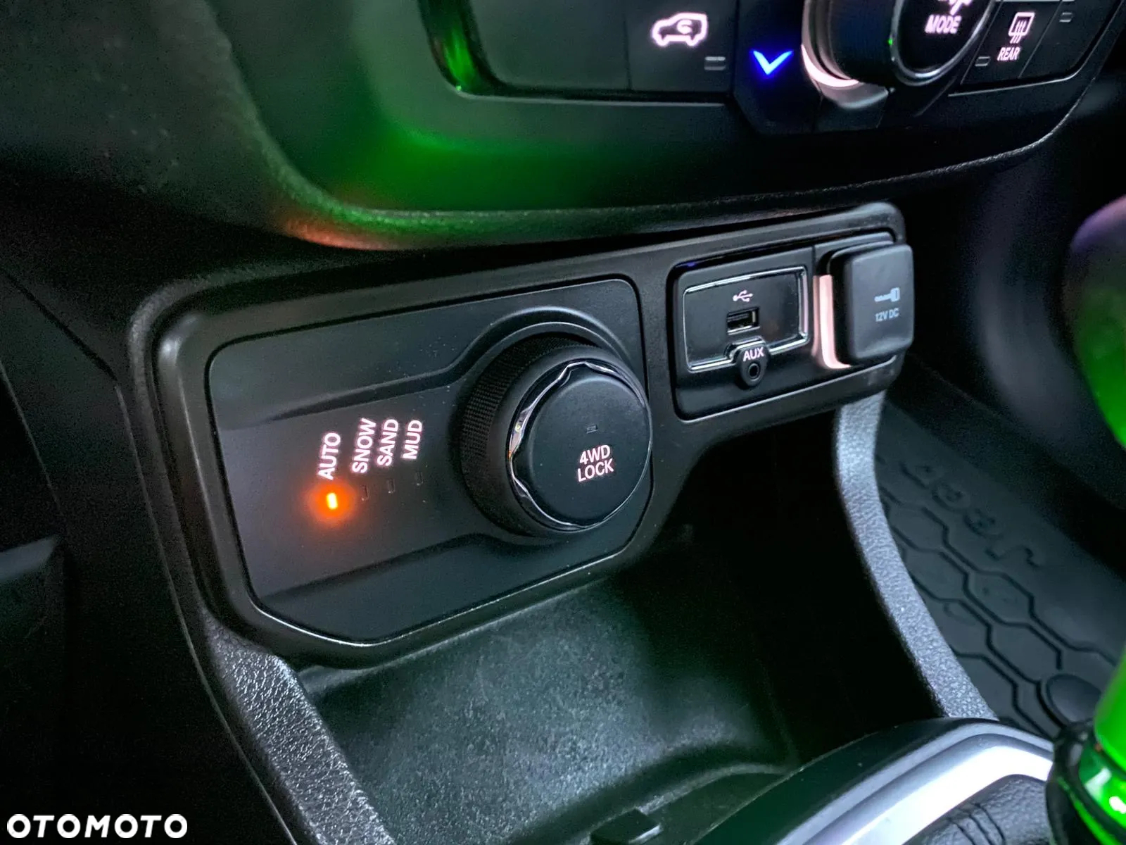 Jeep Renegade - 21