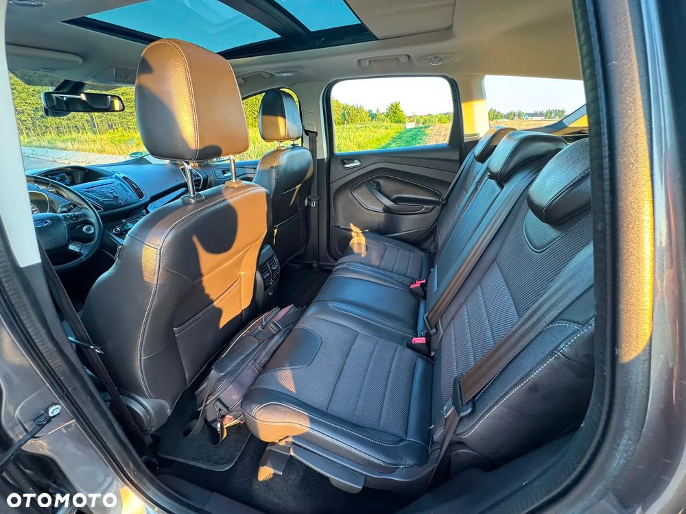 Ford Kuga 2.0 TDCi 4x4 Titanium - 16