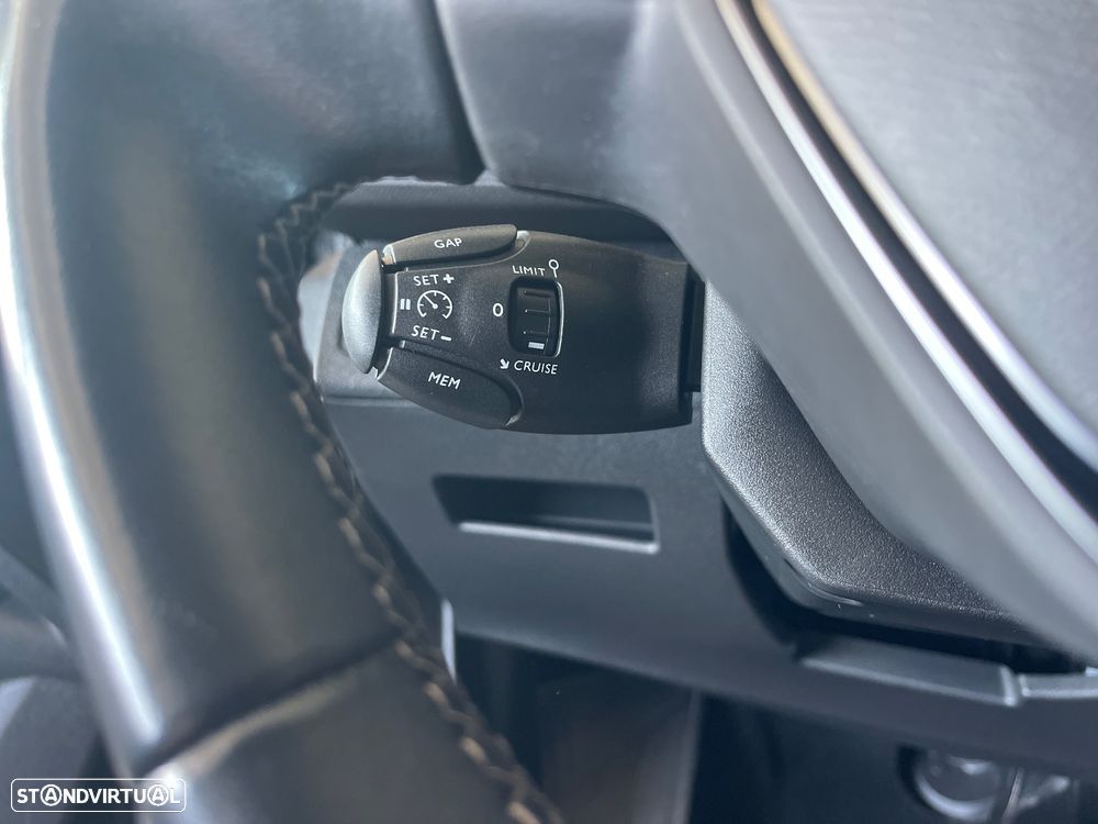 Peugeot 5008 BlueHDI 130 EAT8 Allure Pack - 9
