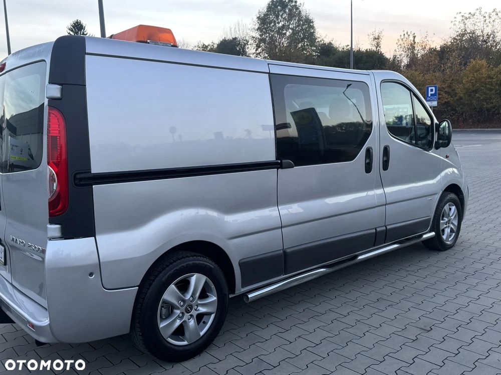 Opel Vivaro - 27