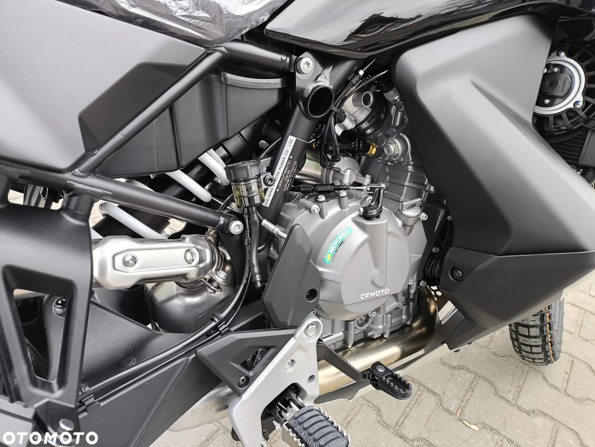 CFMoto MT-X - 6