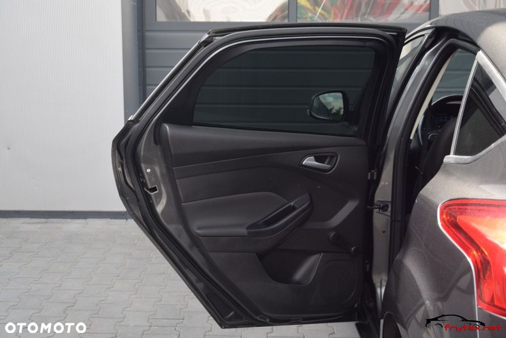 Ford Focus - 16