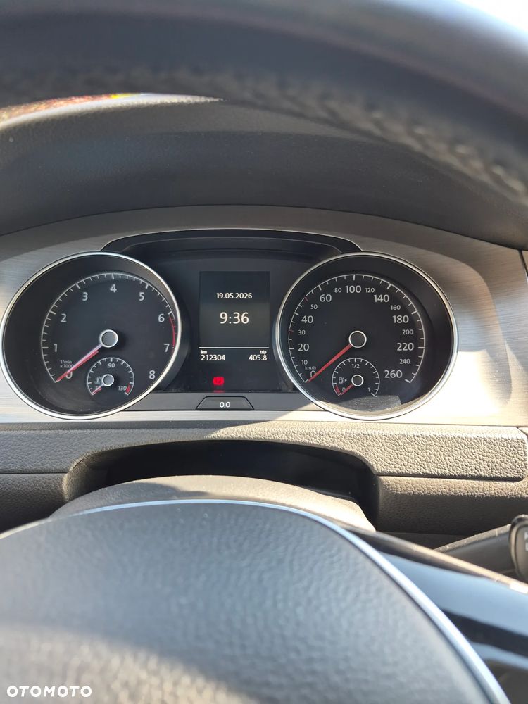 Volkswagen Golf 1.4 TSI BMT Comfortline - 11