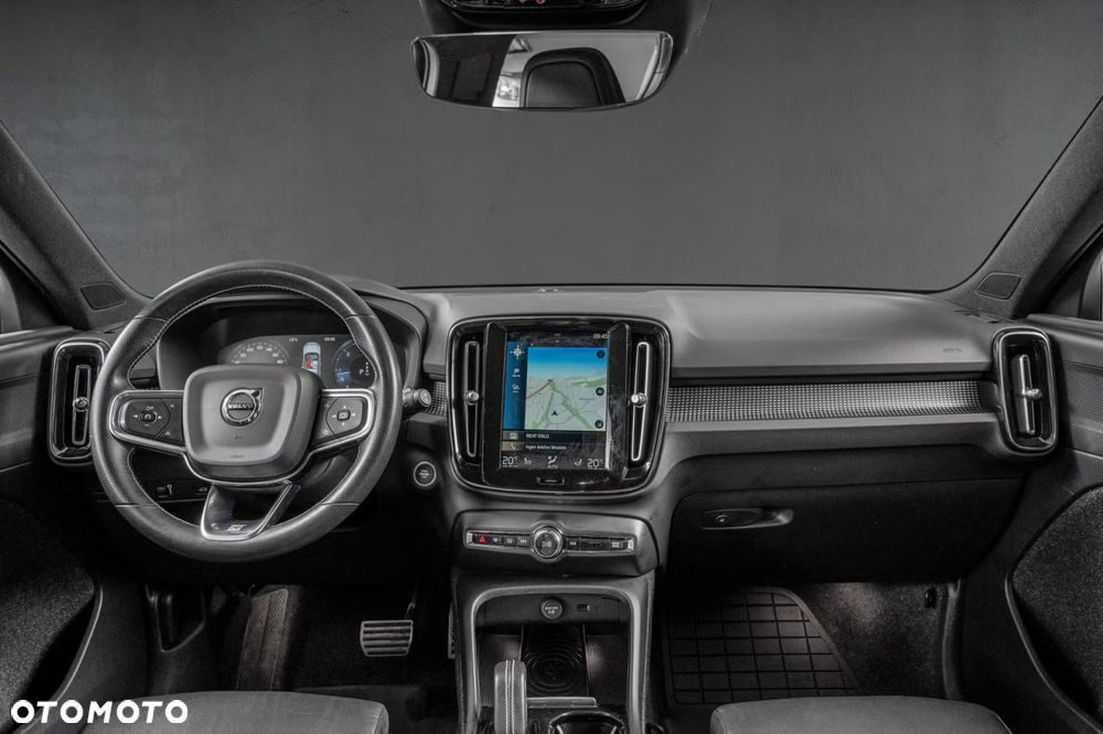 Volvo XC 40 D3 SCR AWD R-Design - 8