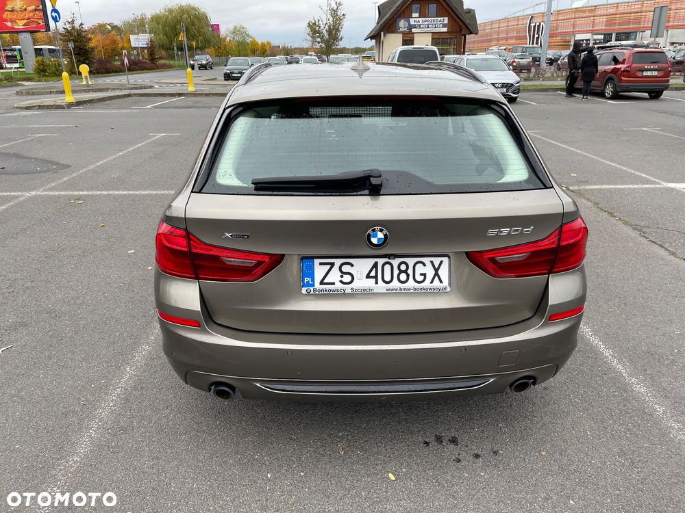 BMW Seria 5 530d Sport Line sport - 12