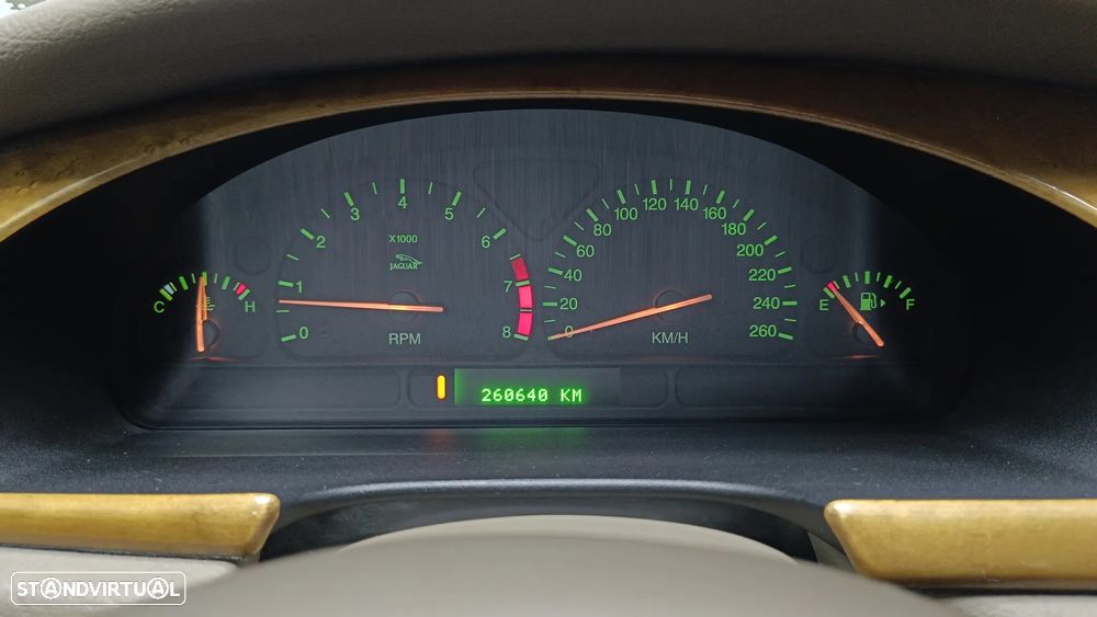 Jaguar S-Type 3.0 V6 Executive Auto. - 17