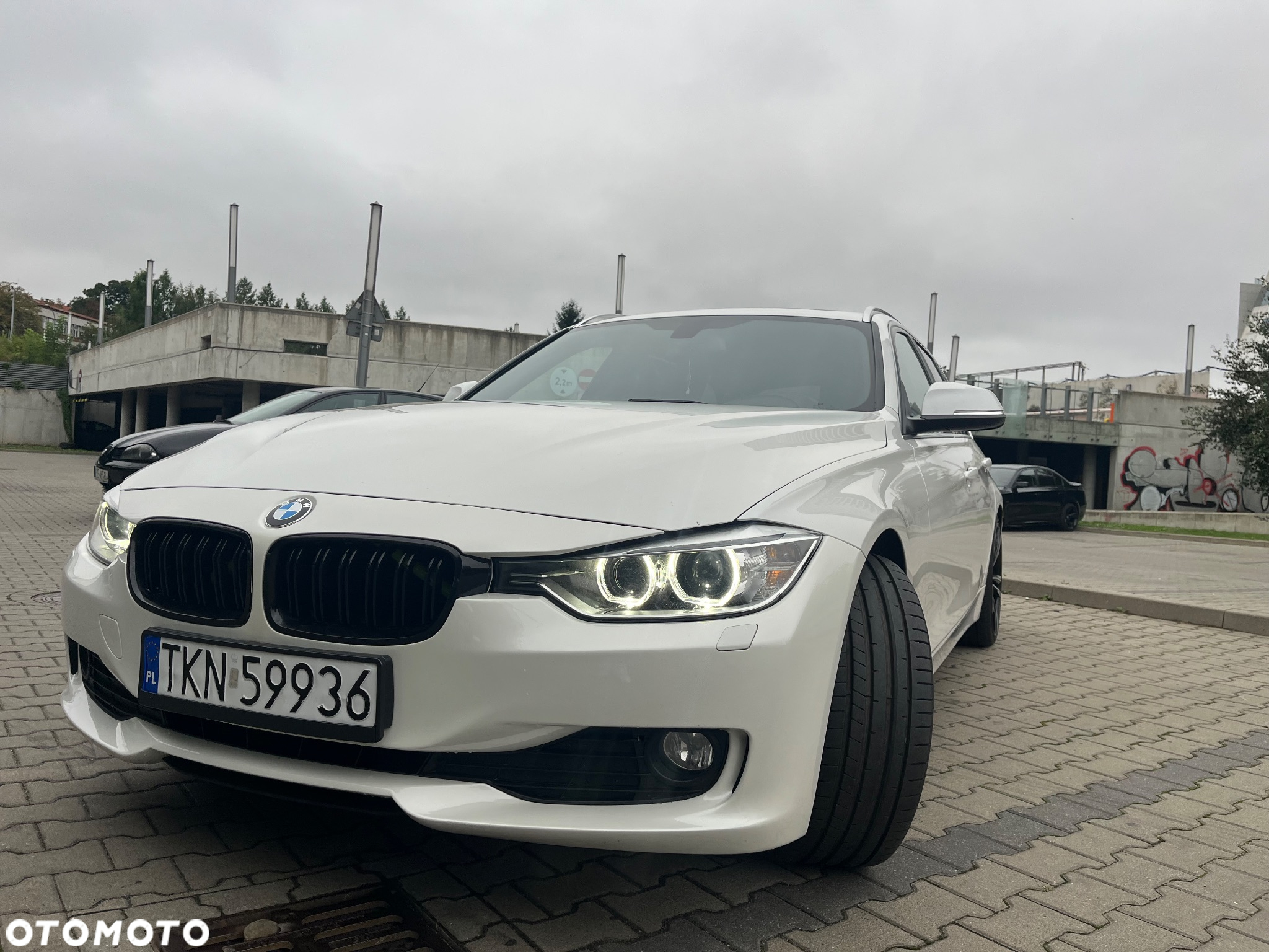 BMW Seria 3 - 4