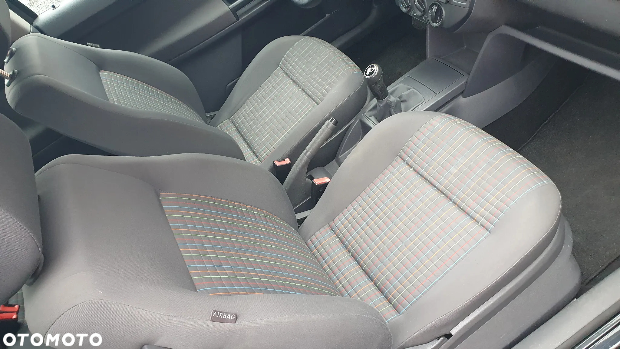Volkswagen Polo 1.2 Comfortline - 9