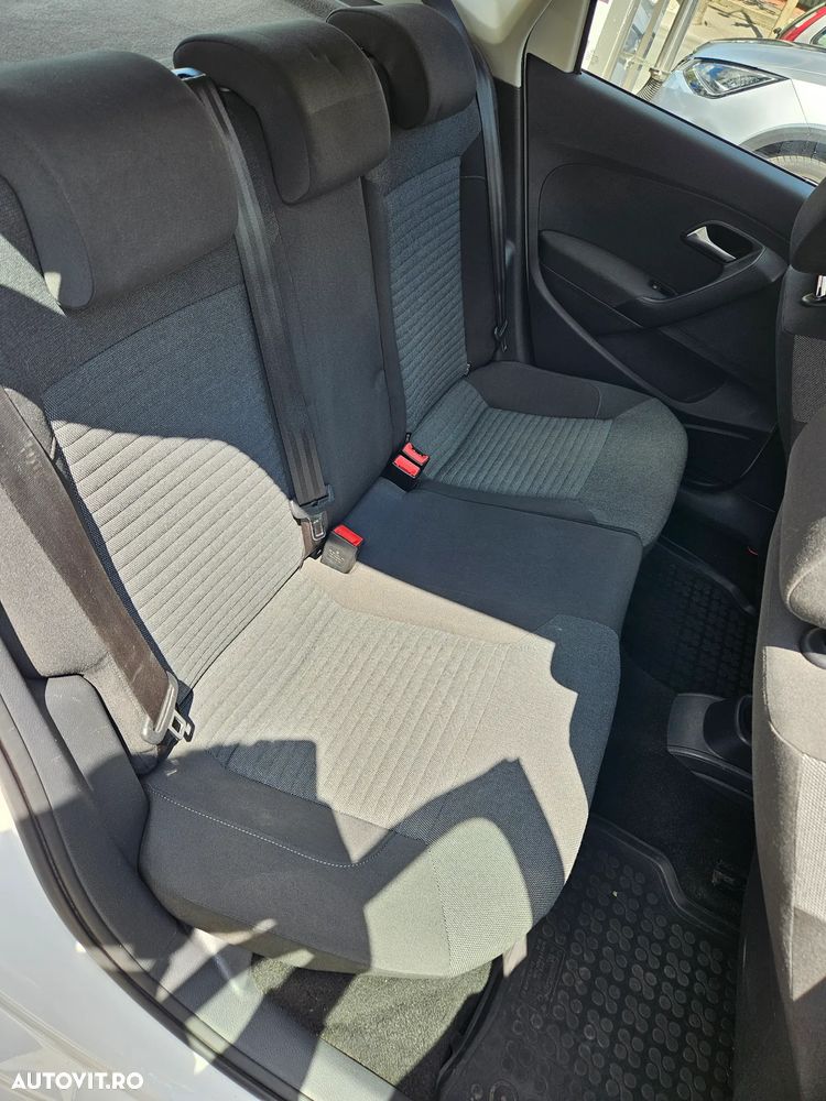 Volkswagen Polo 1.2 TSI Comfortline - 10