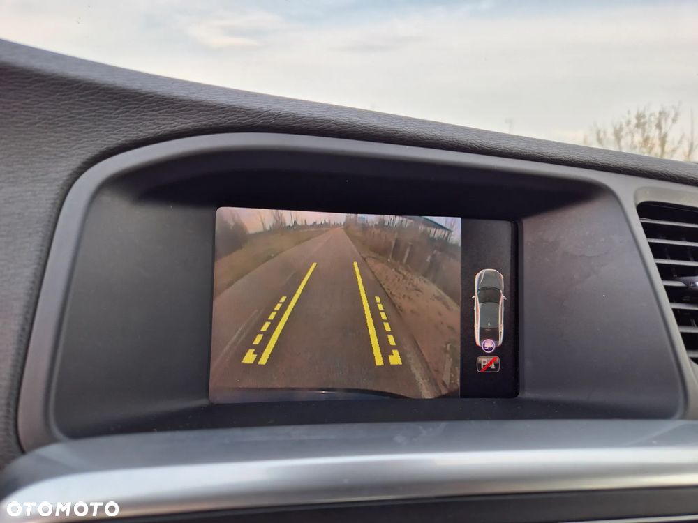 Volvo S60 D2 Momentum - 35