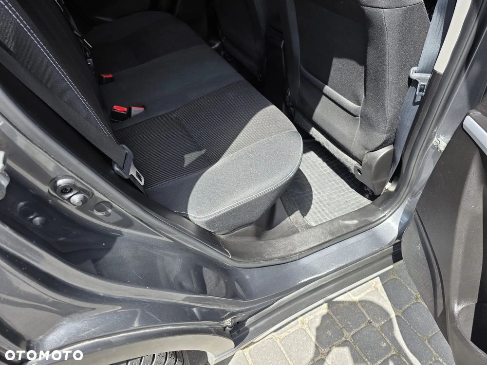 Suzuki SX4 - 21