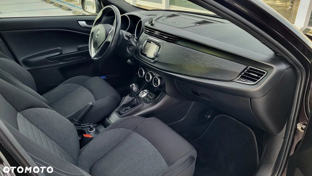 Alfa Romeo Giulietta 1.4 TB MultiAir TCT - 10