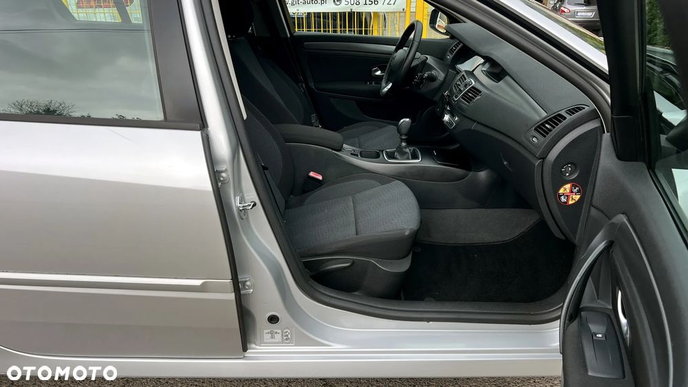 Renault Laguna 1.6 Authentique - 23